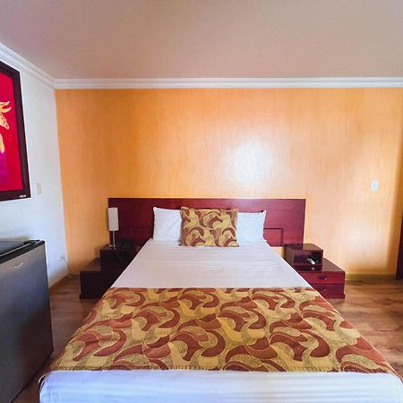 Hotel Luxor بيريرا المظهر الخارجي الصورة