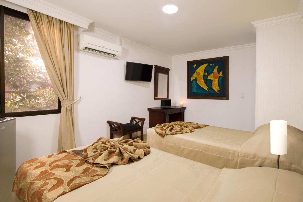 Hotel Luxor بيريرا المظهر الخارجي الصورة