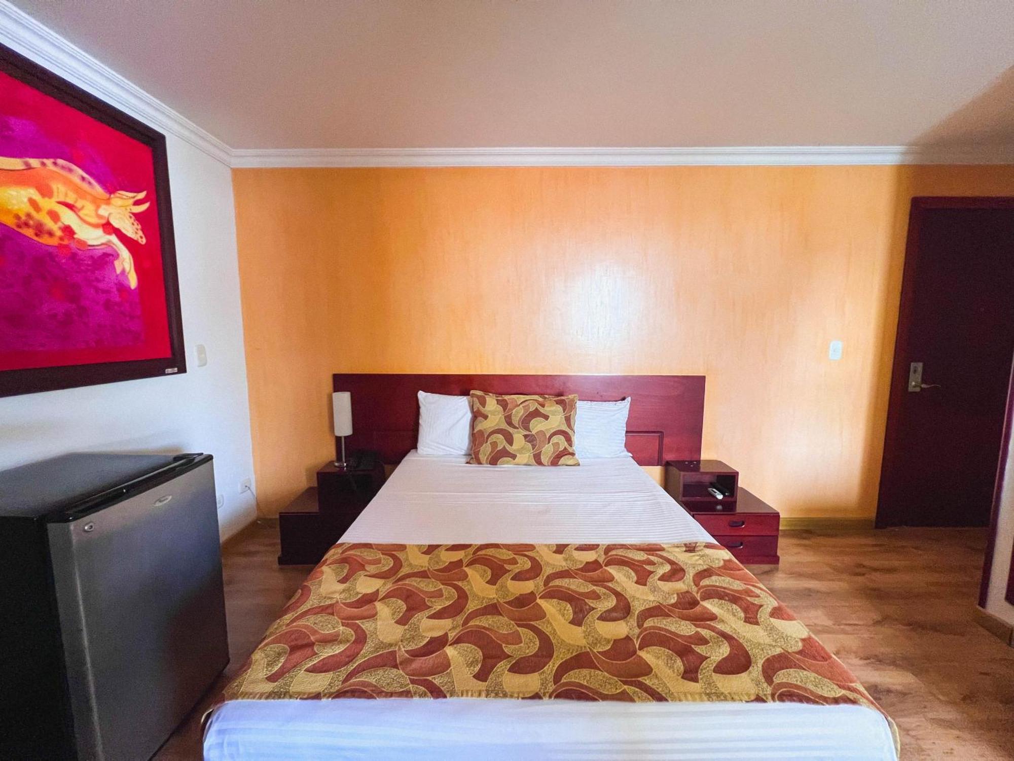 Hotel Luxor بيريرا المظهر الخارجي الصورة