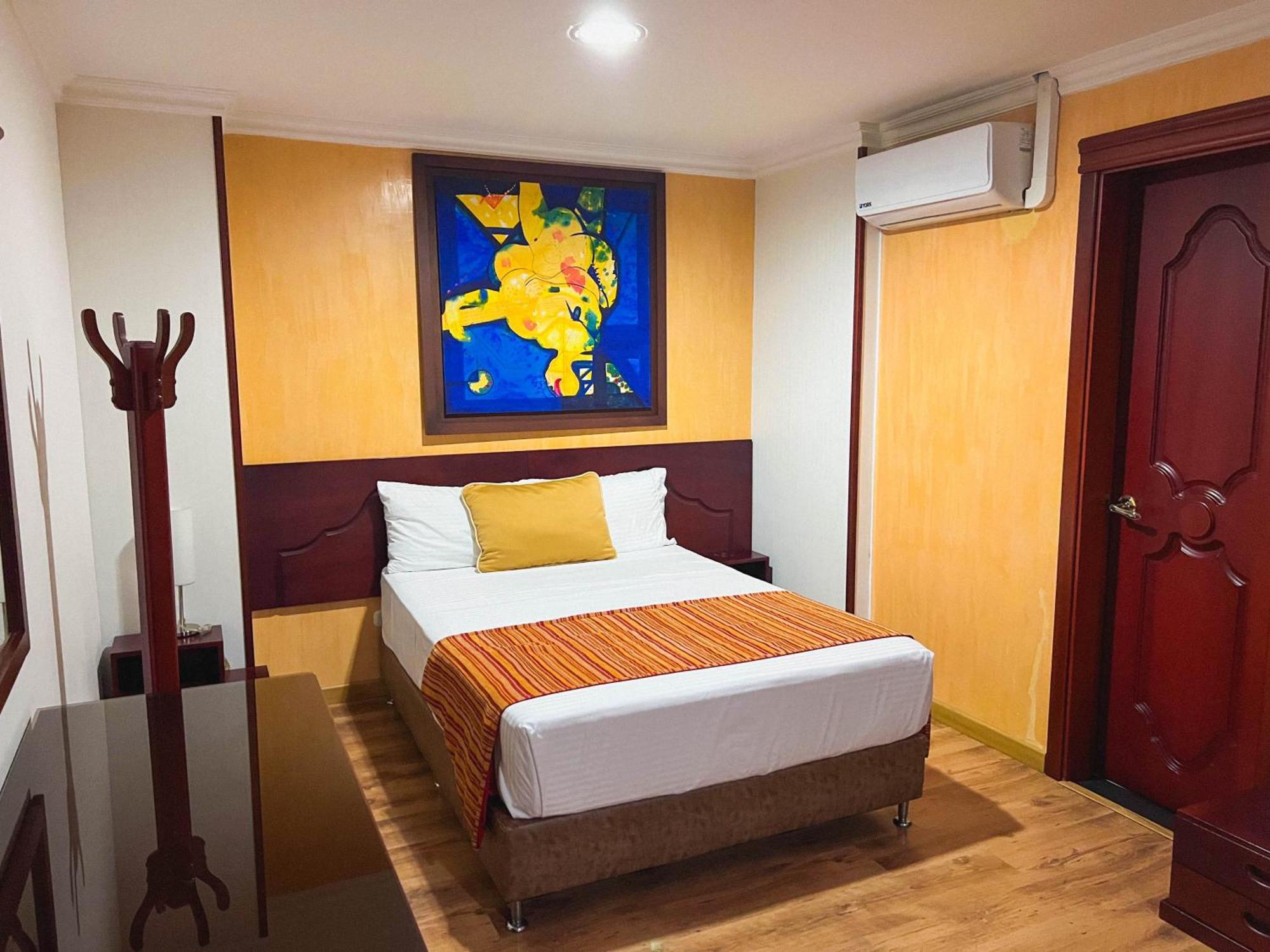 Hotel Luxor بيريرا المظهر الخارجي الصورة