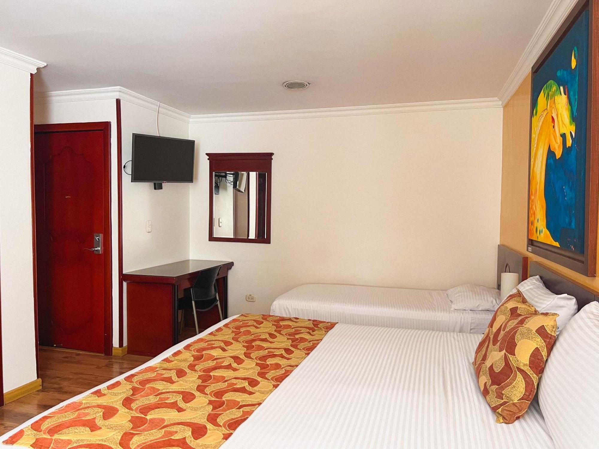 Hotel Luxor بيريرا المظهر الخارجي الصورة