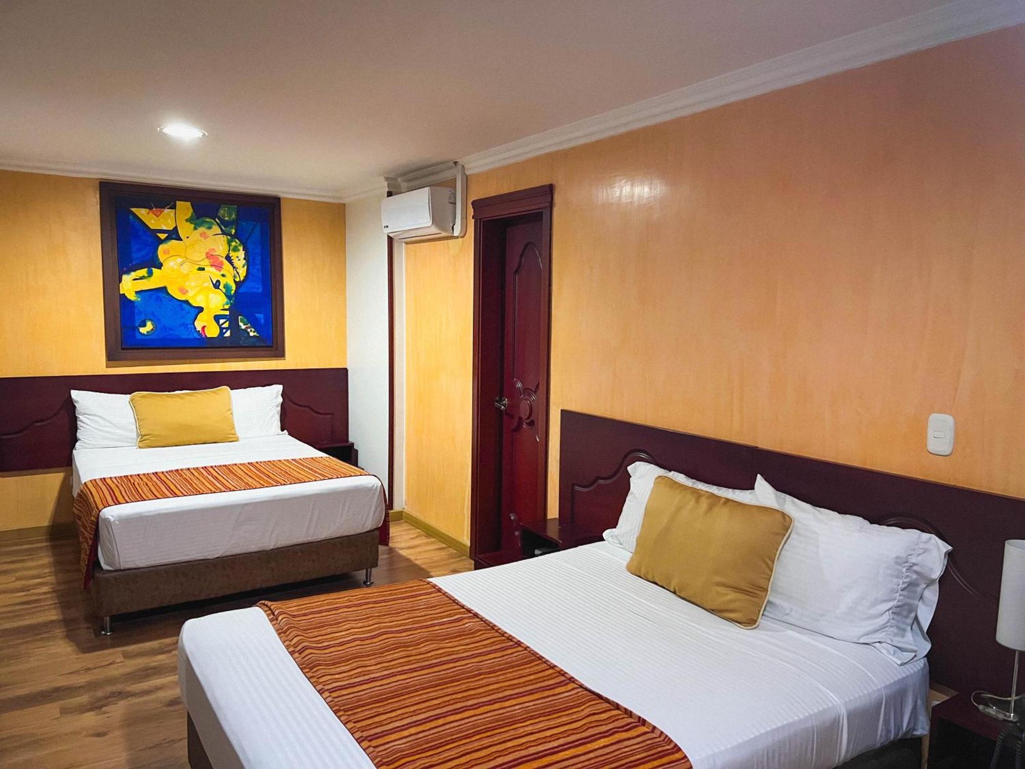 Hotel Luxor بيريرا المظهر الخارجي الصورة