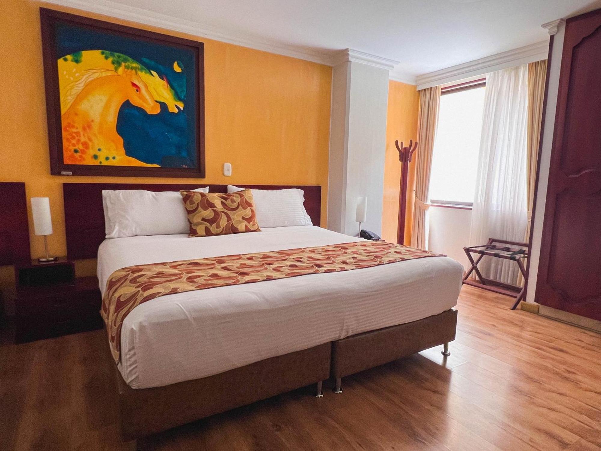 Hotel Luxor بيريرا المظهر الخارجي الصورة